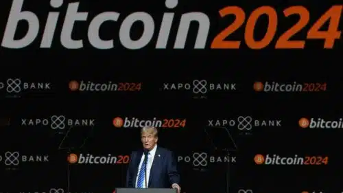 découvrez comment l'élection de donald trump en tant que président a influencé le marché du bitcoin et les crypto-monnaies. analysez les implications politiques et économiques de cette dynamique entre pouvoir et finance numérique.