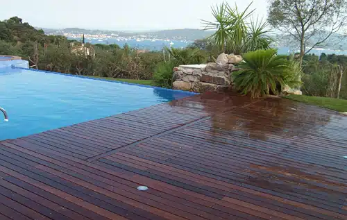 découvrez notre service professionnel de ponçage pour terrasses en bois. restaurez la beauté de votre espace extérieur, éliminez les imperfections et prolongez la durée de vie de votre bois avec notre expertise en ponçage. offrez à votre terrasse l'éclat qu'elle mérite !